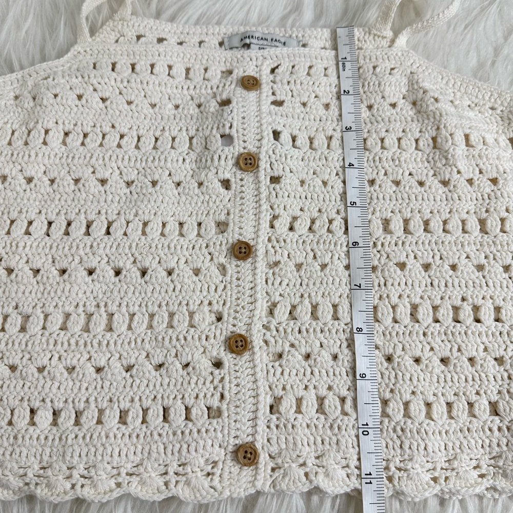 NWT American Eagle Women’s Cream Crochet Crop Top Size Small - Picture 8 of 8